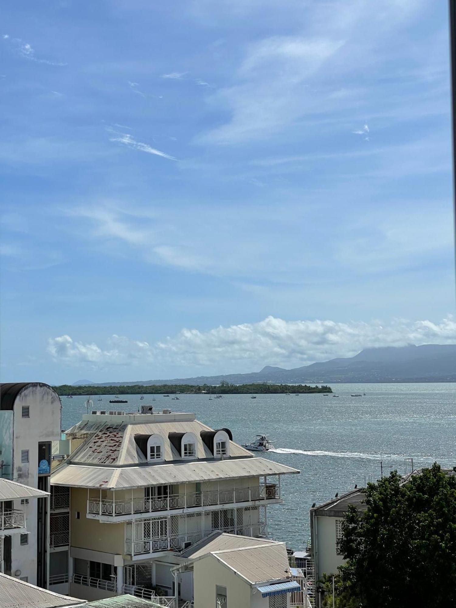 Apartamento Penthouse Seaside 10 Min Port, Croisiere Et Aeroport Pointe-à-Pitre Exterior foto