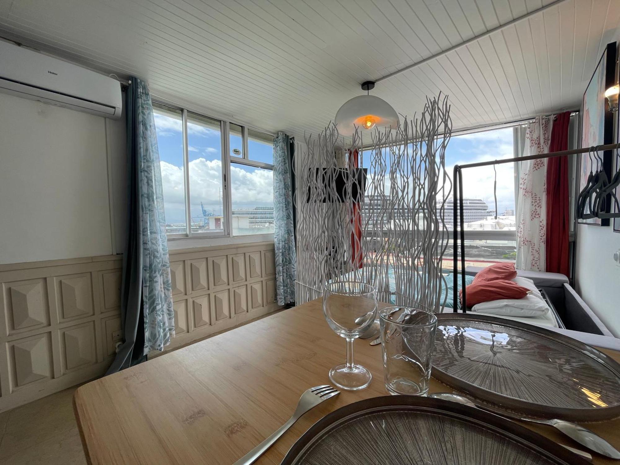 Apartamento Penthouse Seaside 10 Min Port, Croisiere Et Aeroport Pointe-à-Pitre Exterior foto